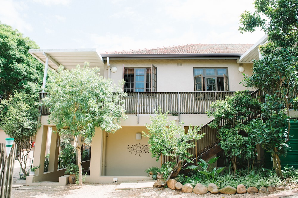 Mackaya Bella Guest House 4/71