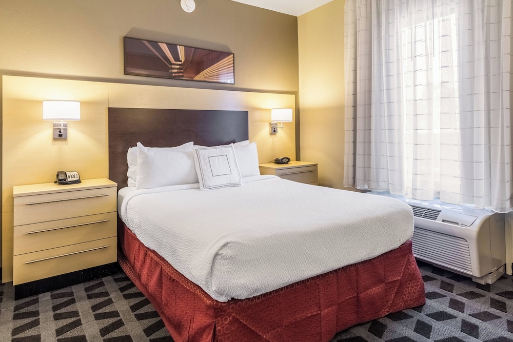 1 BEDROOM, SUITE, ACCESSIBLE