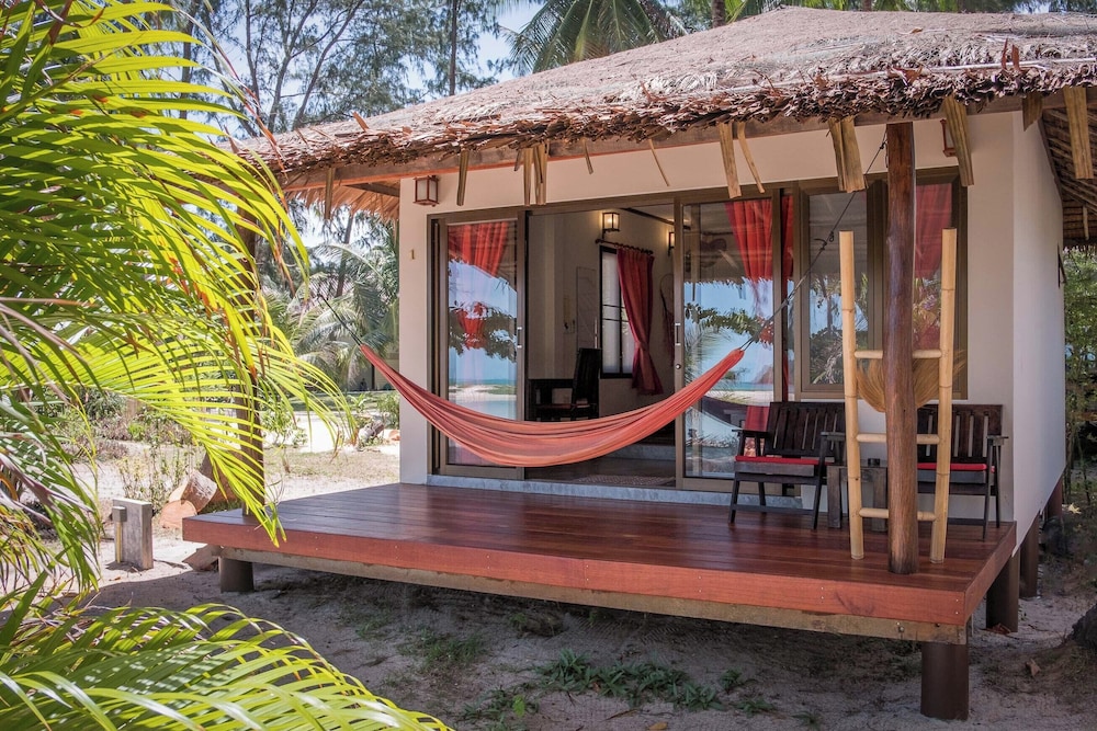 1 BEDROOM, DELUXE, BUNGALOW, BEACH VIEW, TERRACE