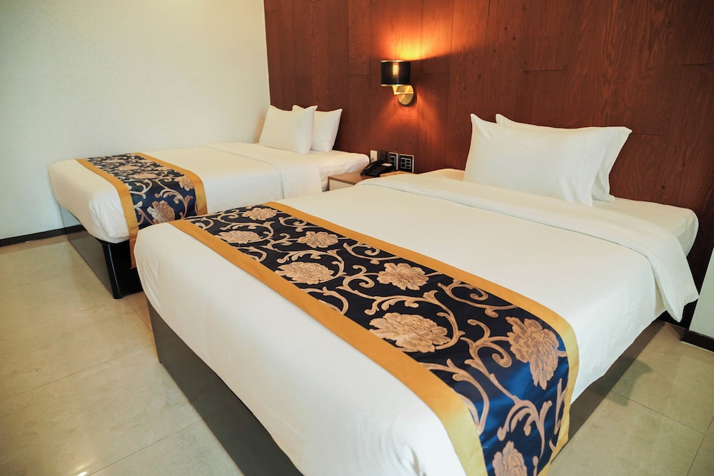 Sunday Hevea Hotel and Resort 25/55