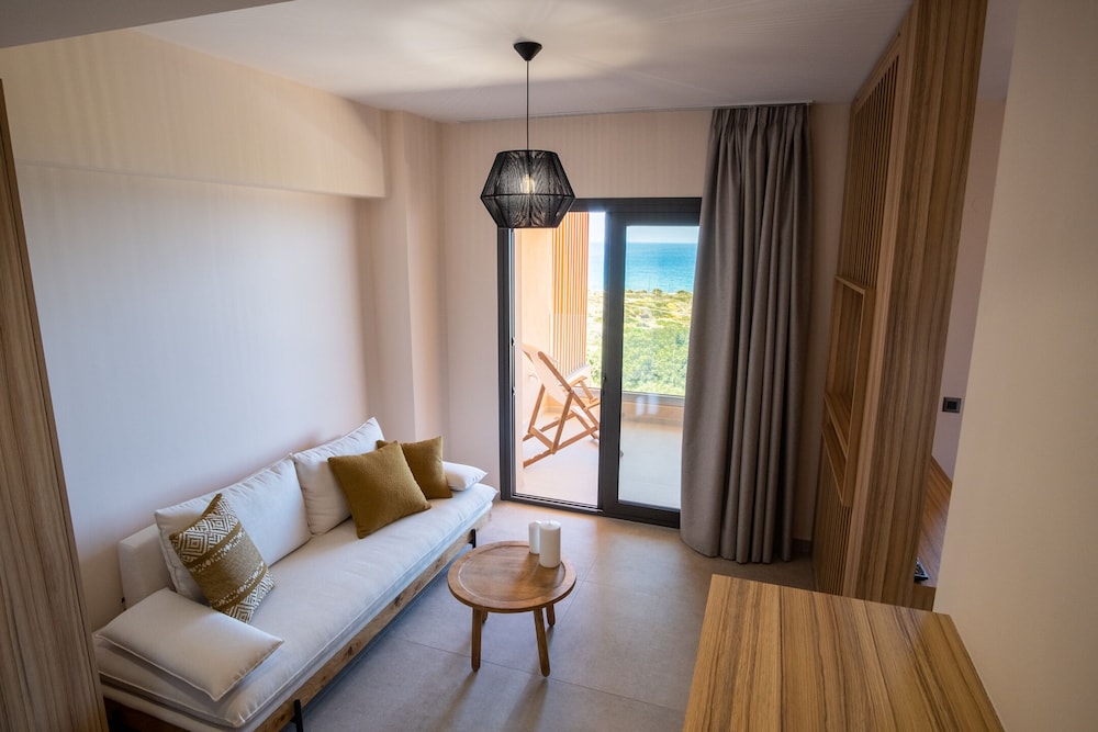 The Nest Resort 16/50