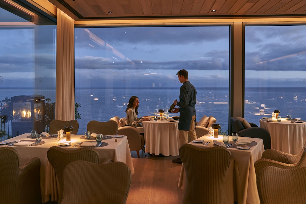 Les Suites At The Cliff Bay 22/34