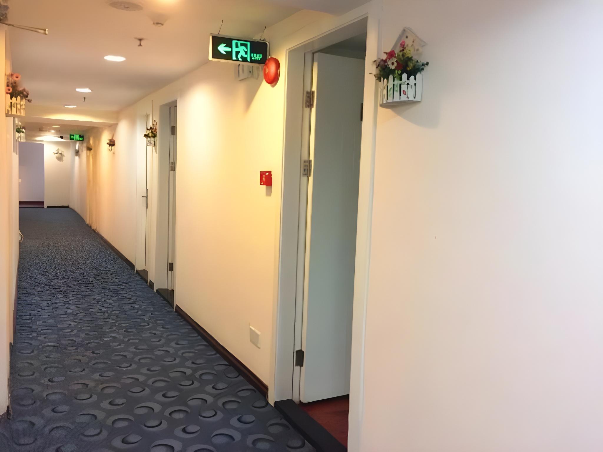 7 Days Inn (Foshan Beijiao Nanchang Road) 9/43