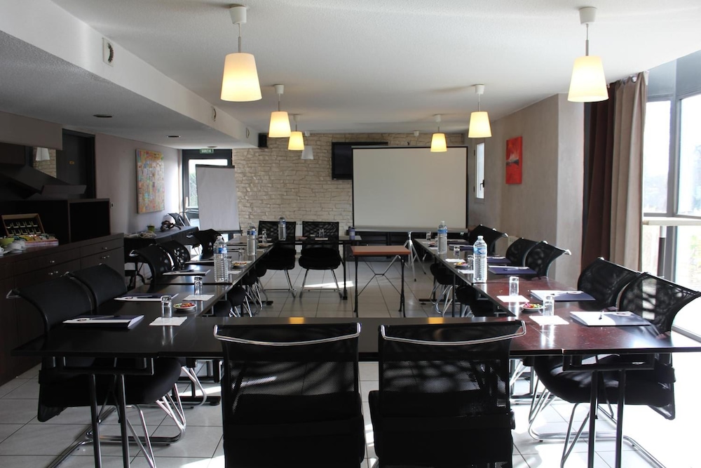 HOTEL NOVELLA CONFORT NANTES EST THE ORIGINALS CITY 41/51