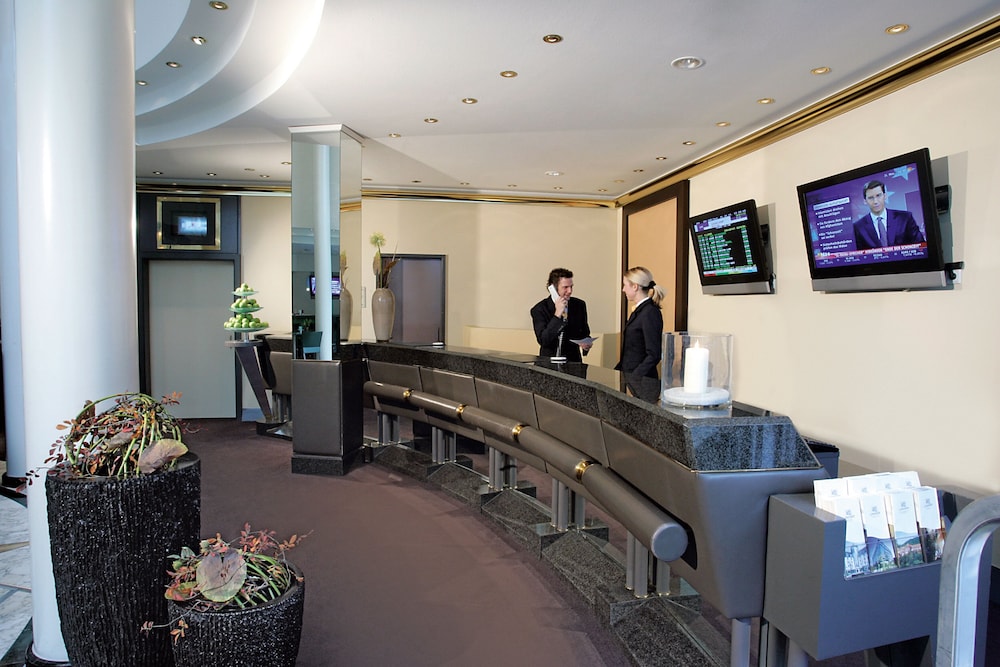 Lindner Hotel Dusseldorf Airport, part of JdV by Hyatt 4/75
