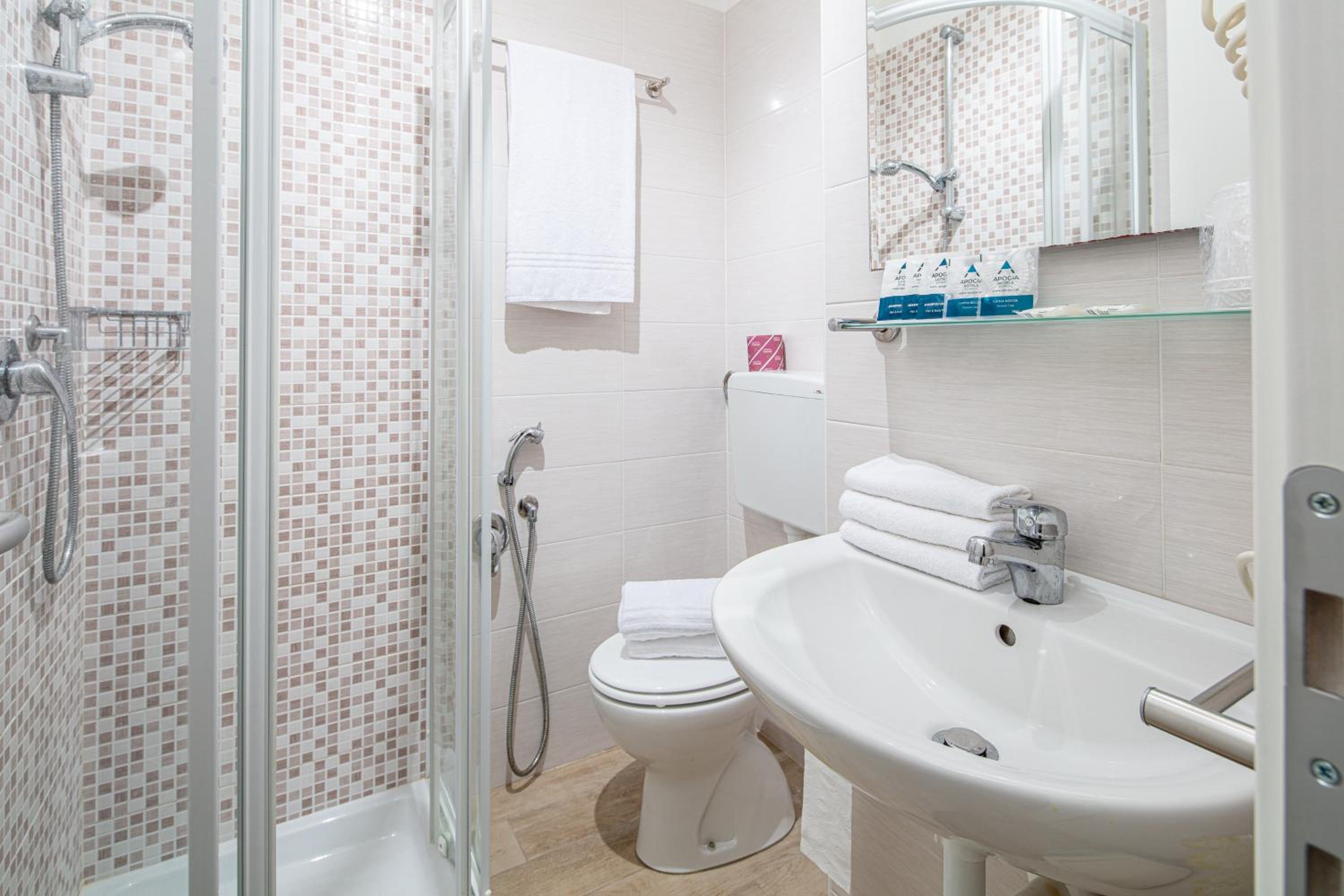 Comfort, Double Bed, Lateral Side Sea View
