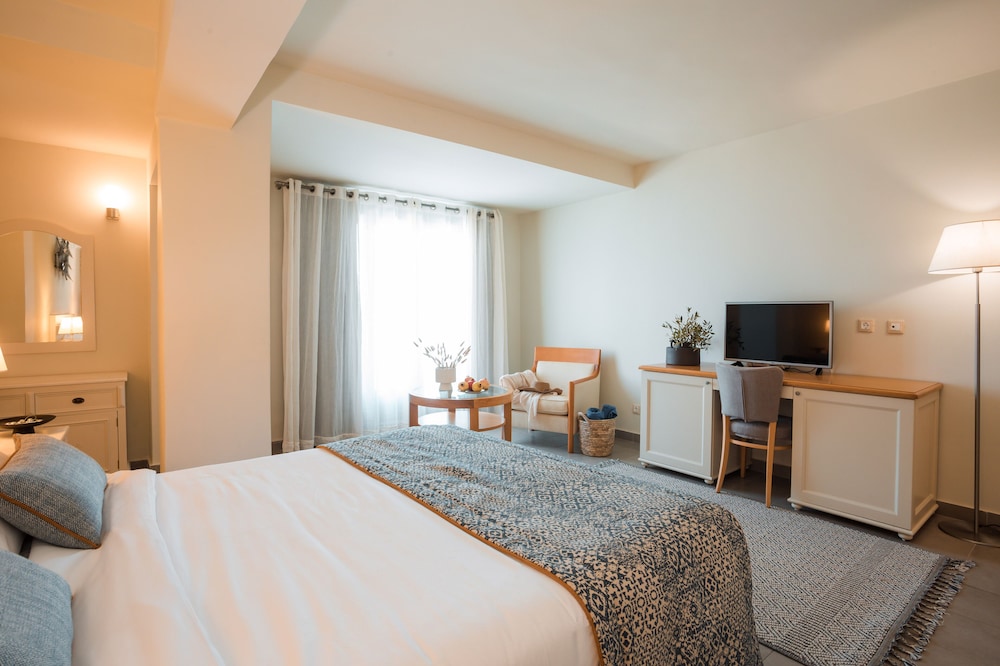 Megisti Hotel 14/58
