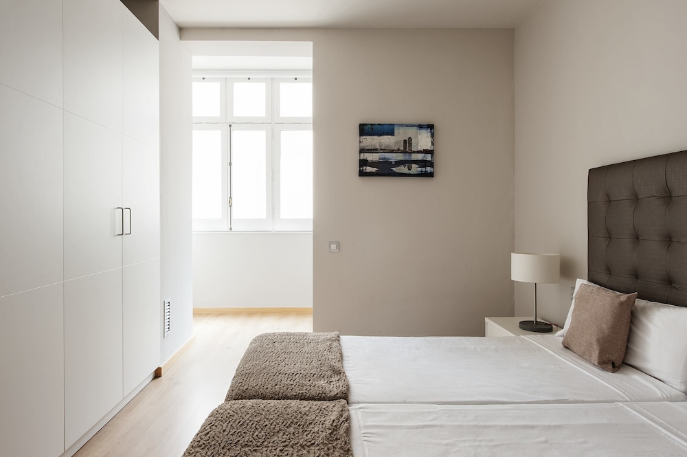 The Corner Apartments by Aspasios 17/65