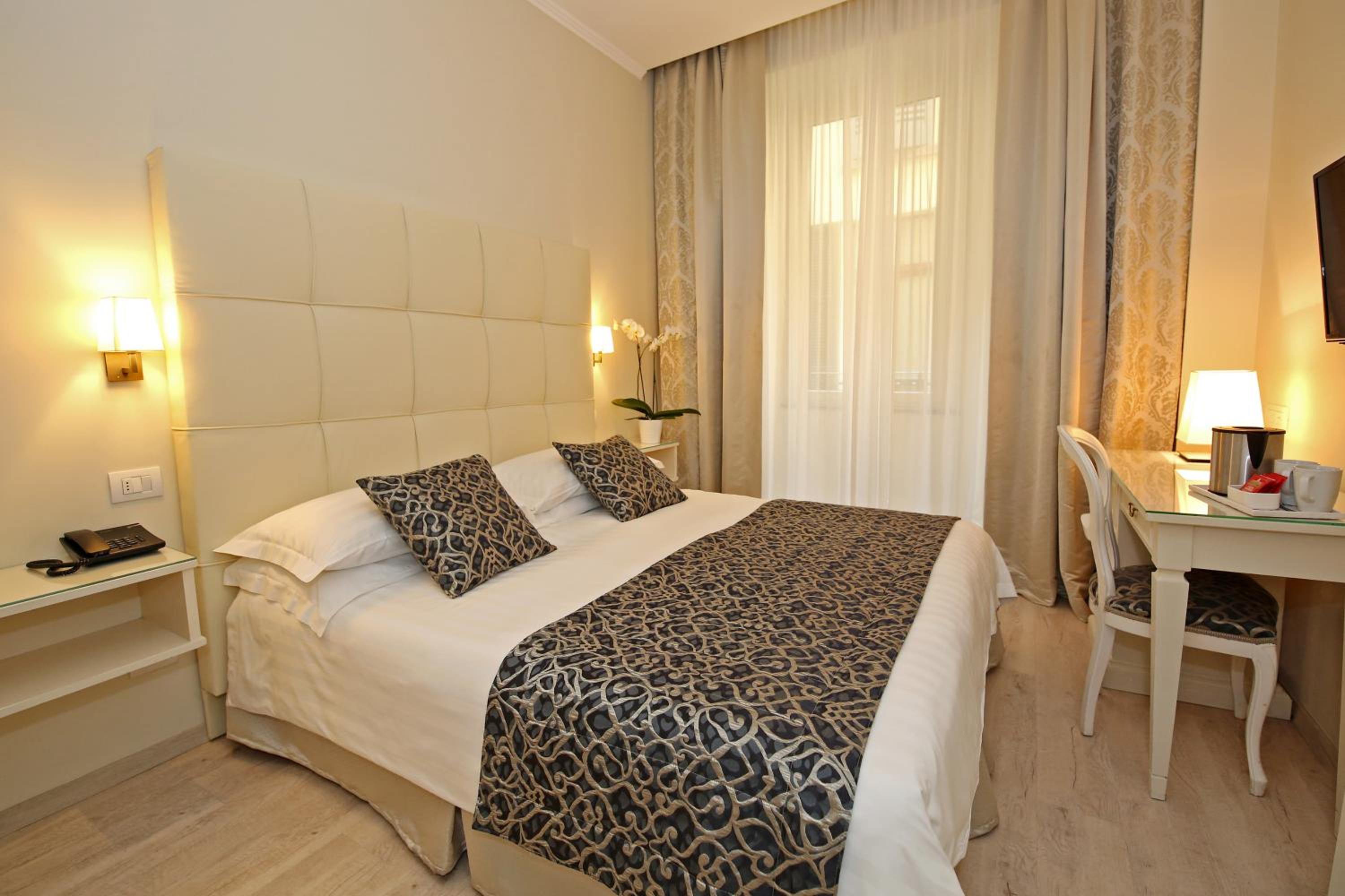 Hotel Du Lac 16/50