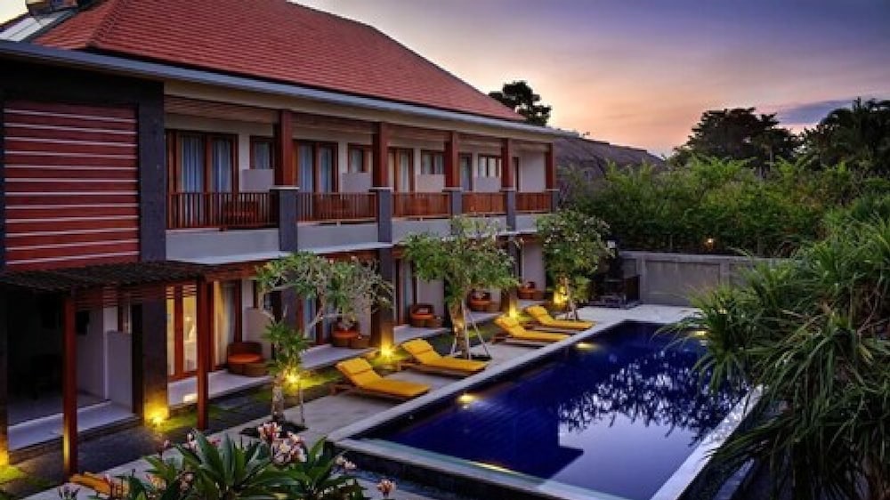 Kubu Cempaka Seminyak Hotel 4/62