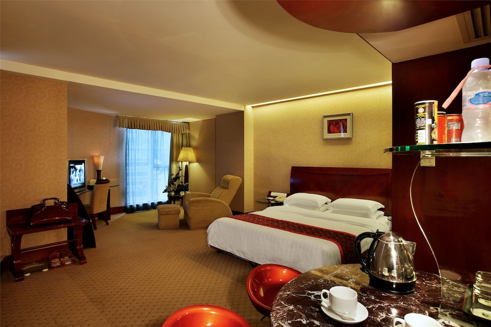 Hongfeng Hotel 17/50