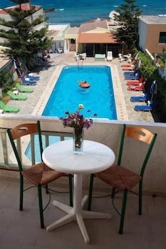Haris Beach Apartments 30/31