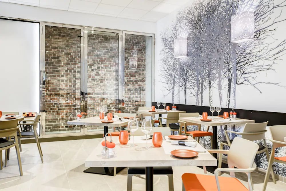 Spark by Hilton Lyon Park Saone 54/61