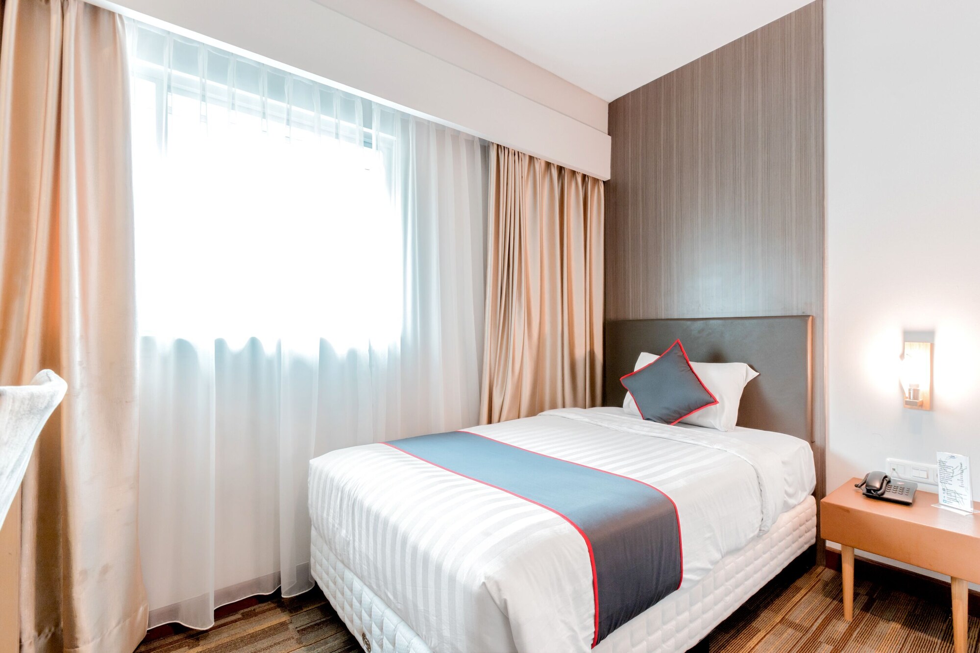 STANDARD, TWIN BEDS