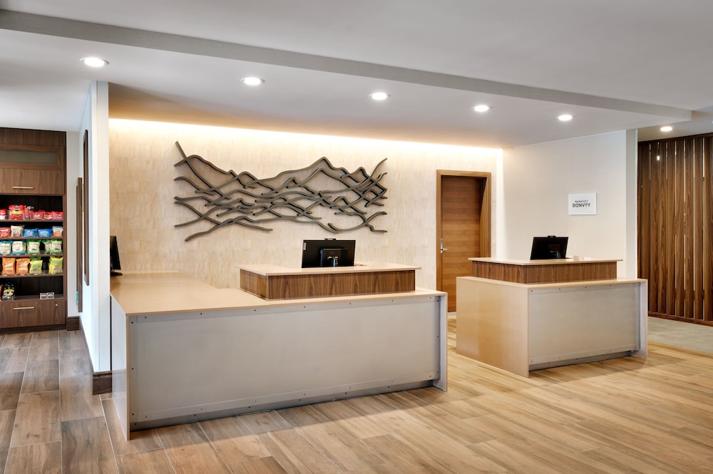 Residence Inn by Marriott Vail 6/50