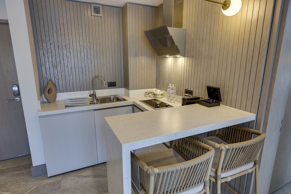 Astrid Hotel 63/63