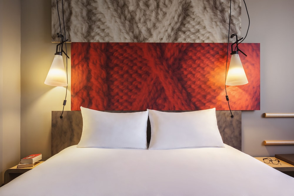 ibis London Docklands Canary Wharf 30/59