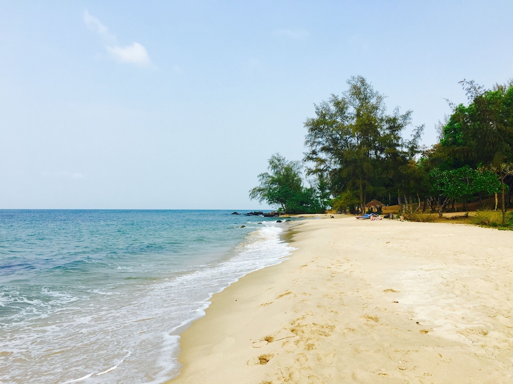 Vela Phu Quoc Resort 87/98