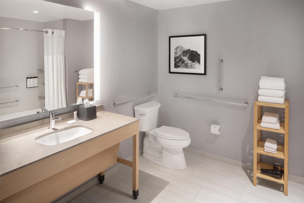 Hyatt Place South Reno 33/36