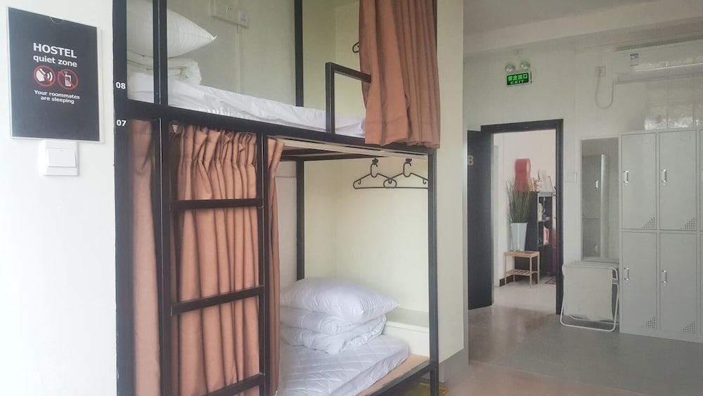 Houselet Hostel 9/40
