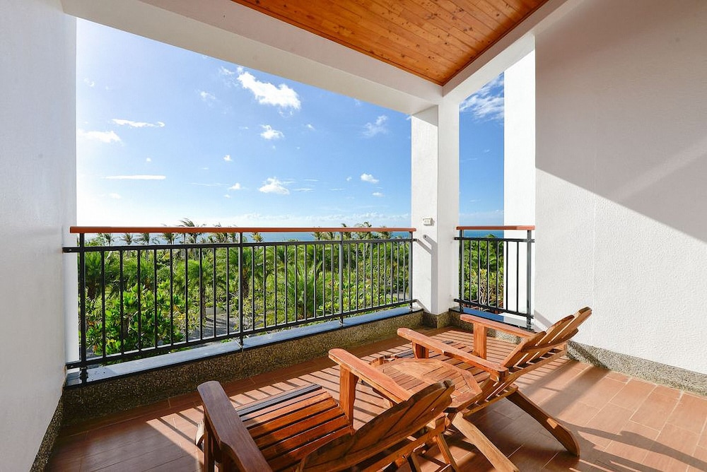 Bay Forest Boutique Hotel 34/72