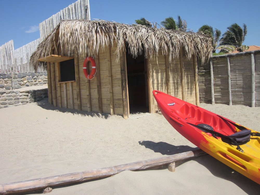 Vichayito Bungalows And Carpas 24/45