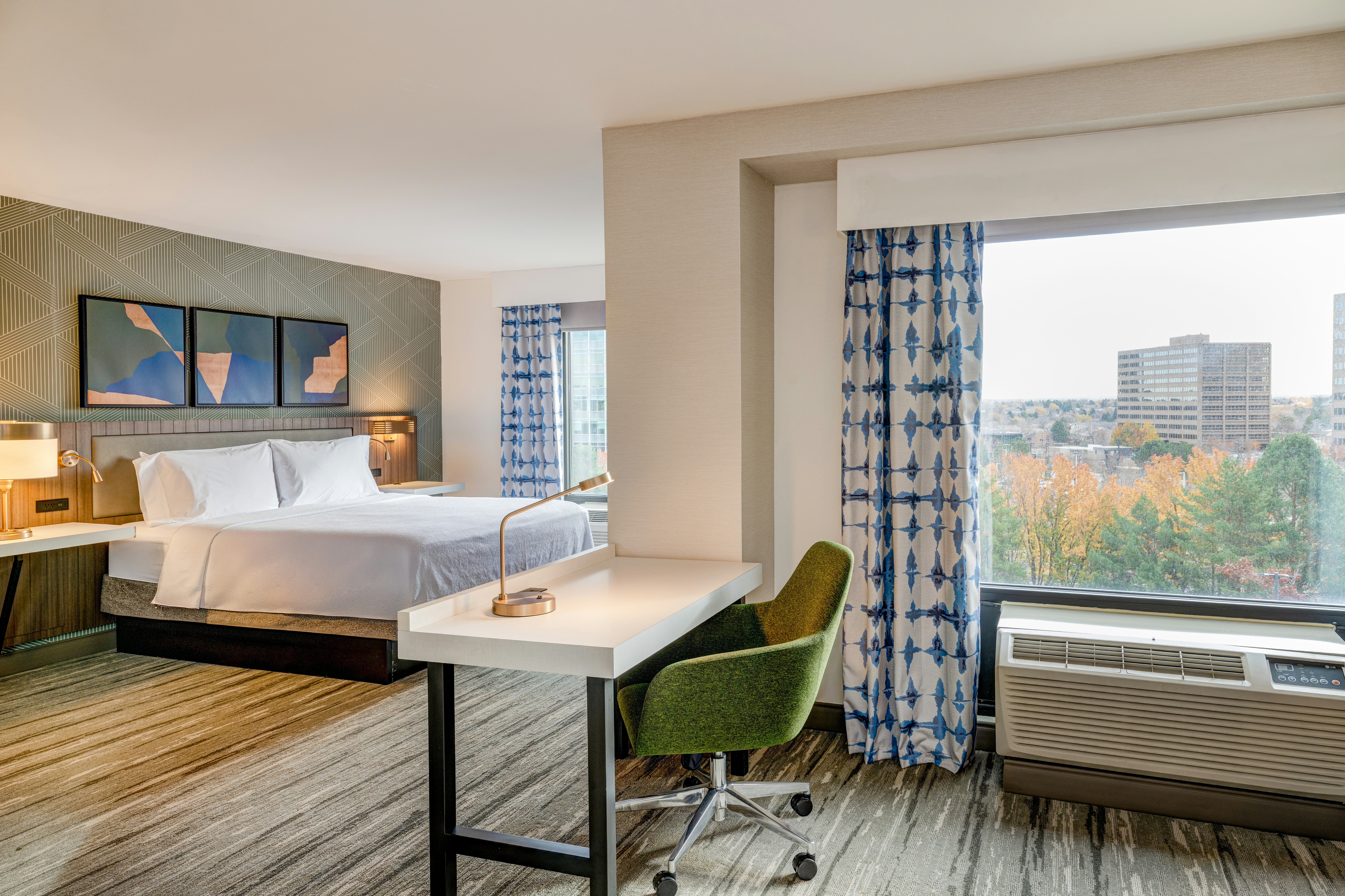 JUNIOR SUITE, STUDIO, KING BED