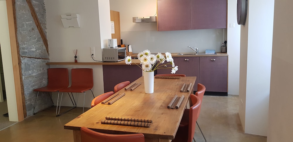 Easy Living Business Apartments 22/27