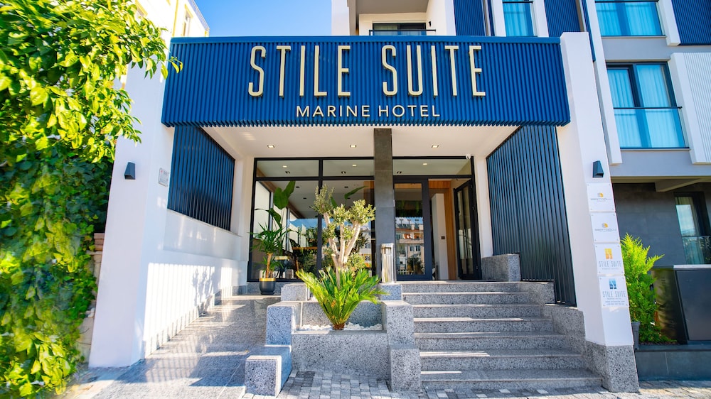 Stile Suite Marine Hotel 9/50
