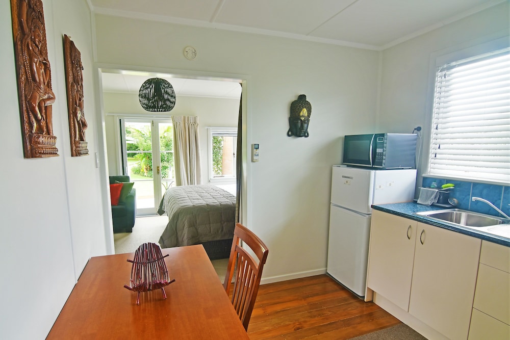 Moon Gate Villa 4/50