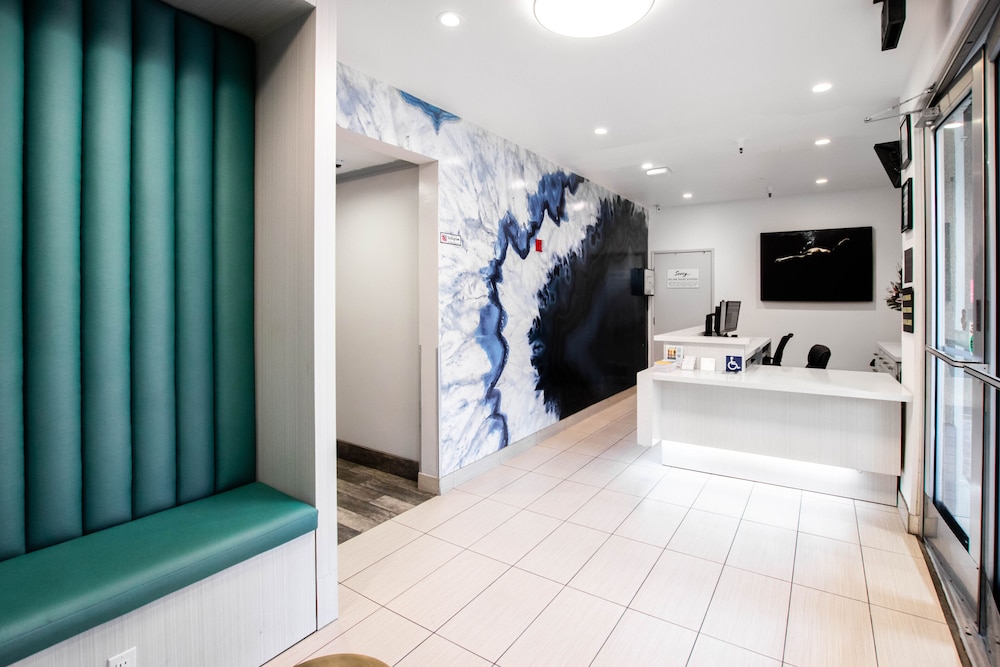 Urban Boutique Hotel 17/82