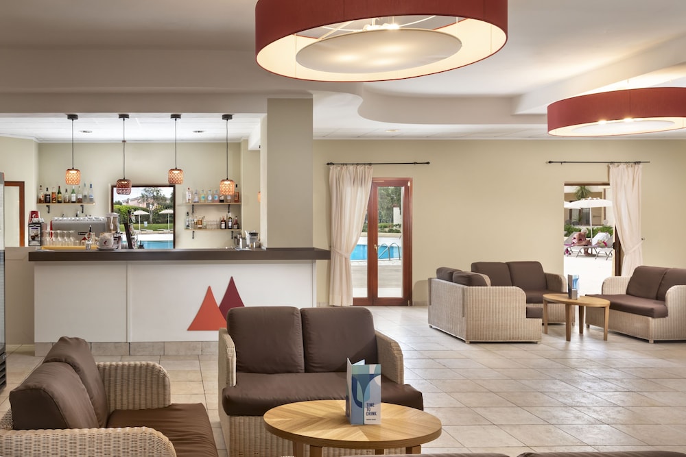 Blu Hotel Morisco Village 57/80