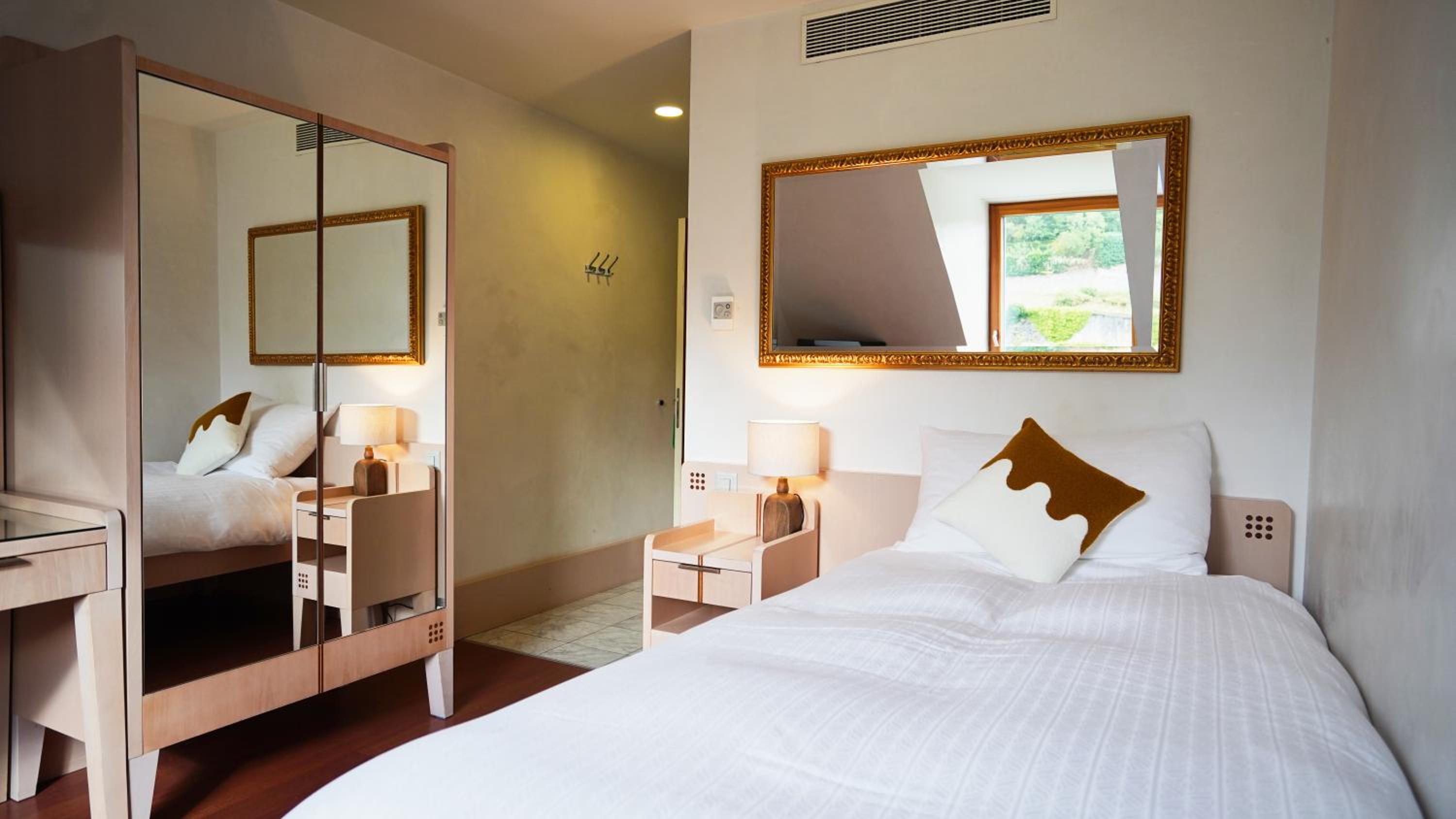 Room, Single, Castle View