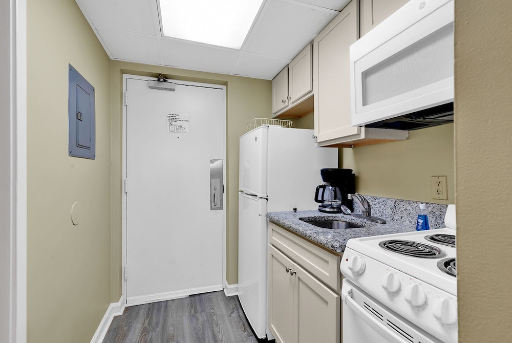 Windsurfer Hotel 48/49