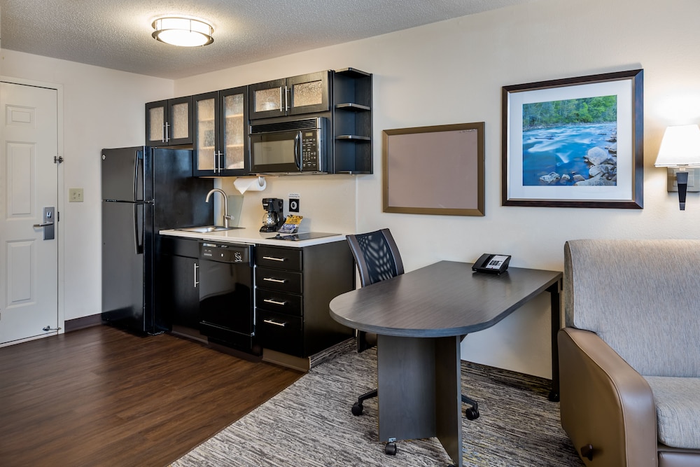 Candlewood Suites Washington Dulles Sterling 41/50