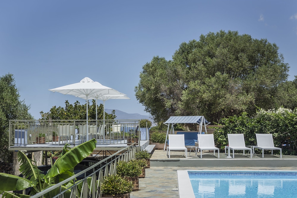 Panorama Fanari Studios Apartments 75/77
