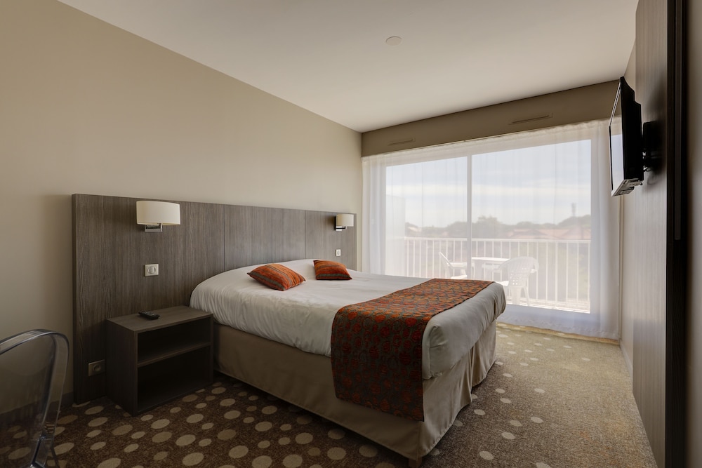 Hotel Le Nautic Arcachon 32/59