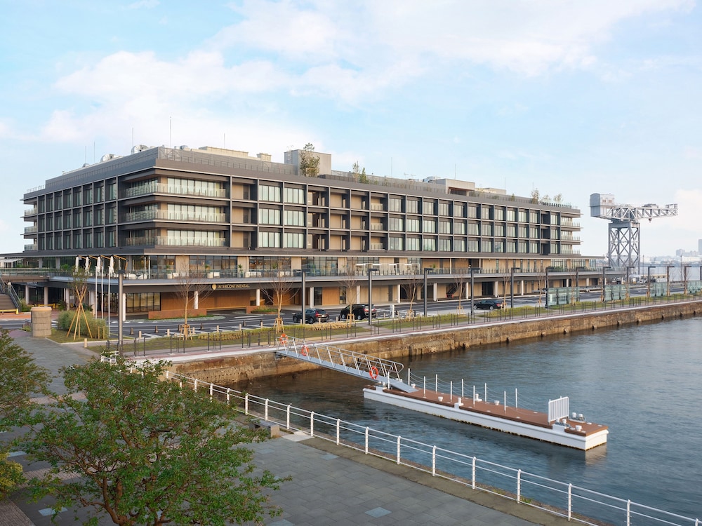 Intercontinental Yokohama Pier 8 70/78