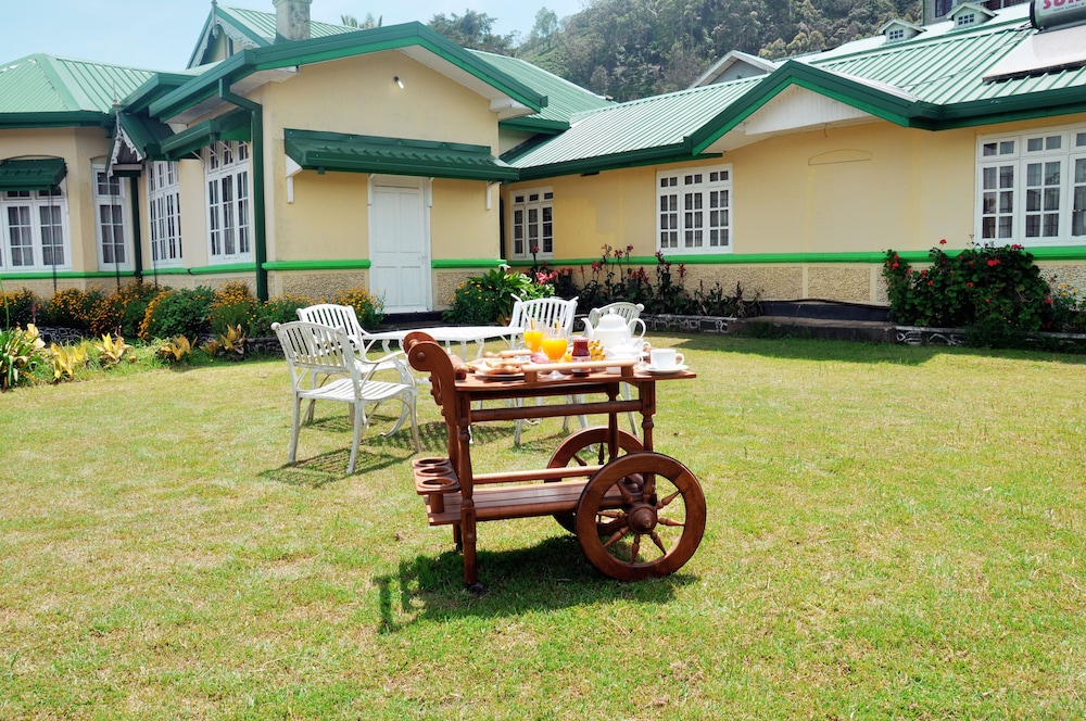 Chelthnam Bungalow 25/35
