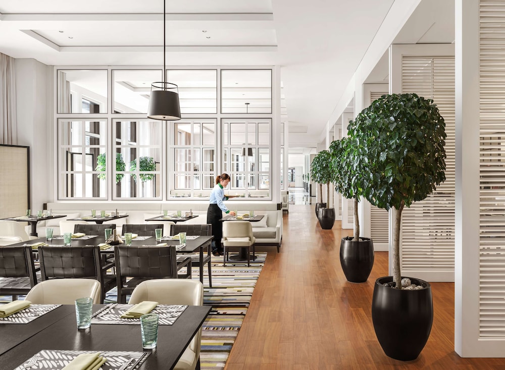 Fairmont Wuhan 39/67