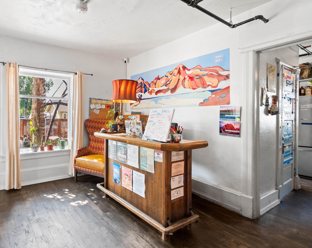 Bunk & Brew Historic Lucas House 6/71