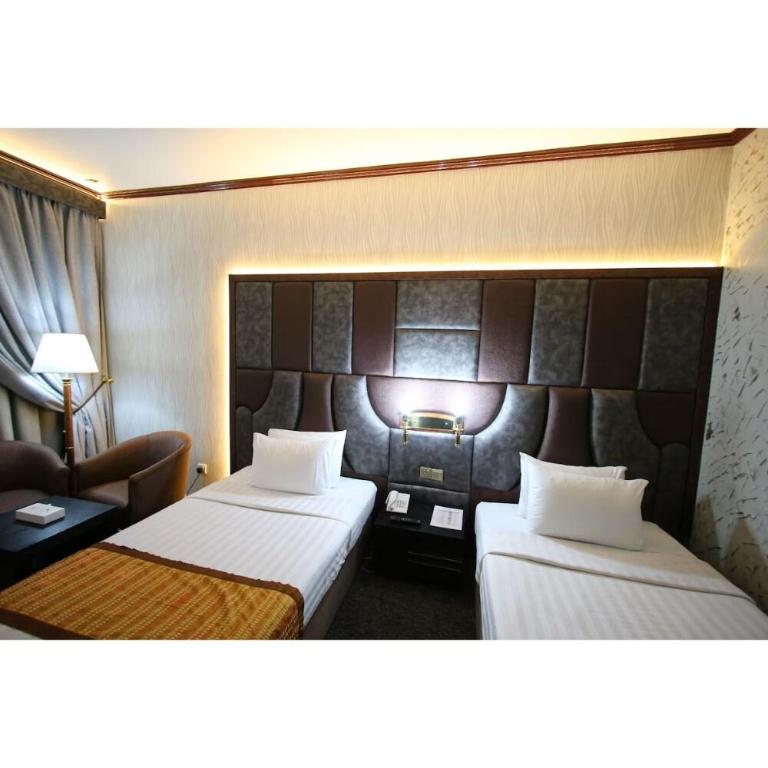 Knight Armour Hotel, Dubai