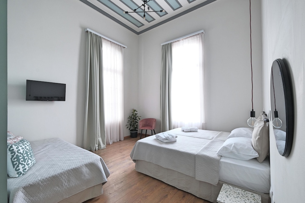 Agora Residence 7/50