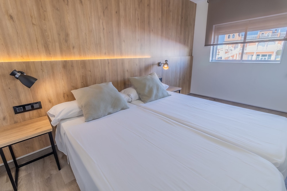 Hotel Kika 7/50