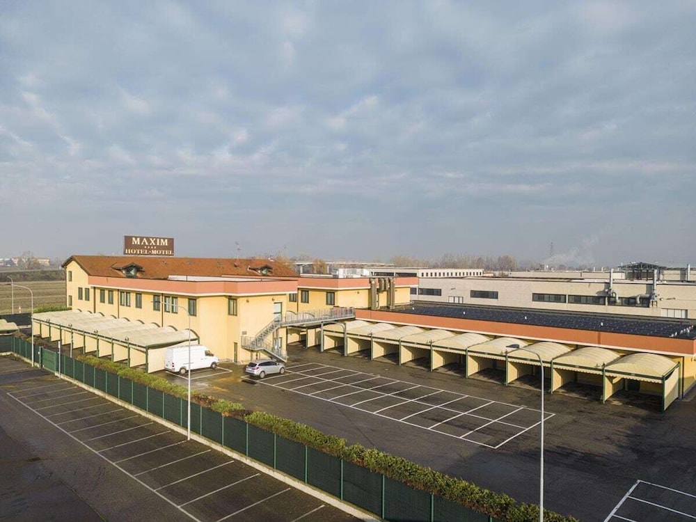 Hotel Maxim 40/48