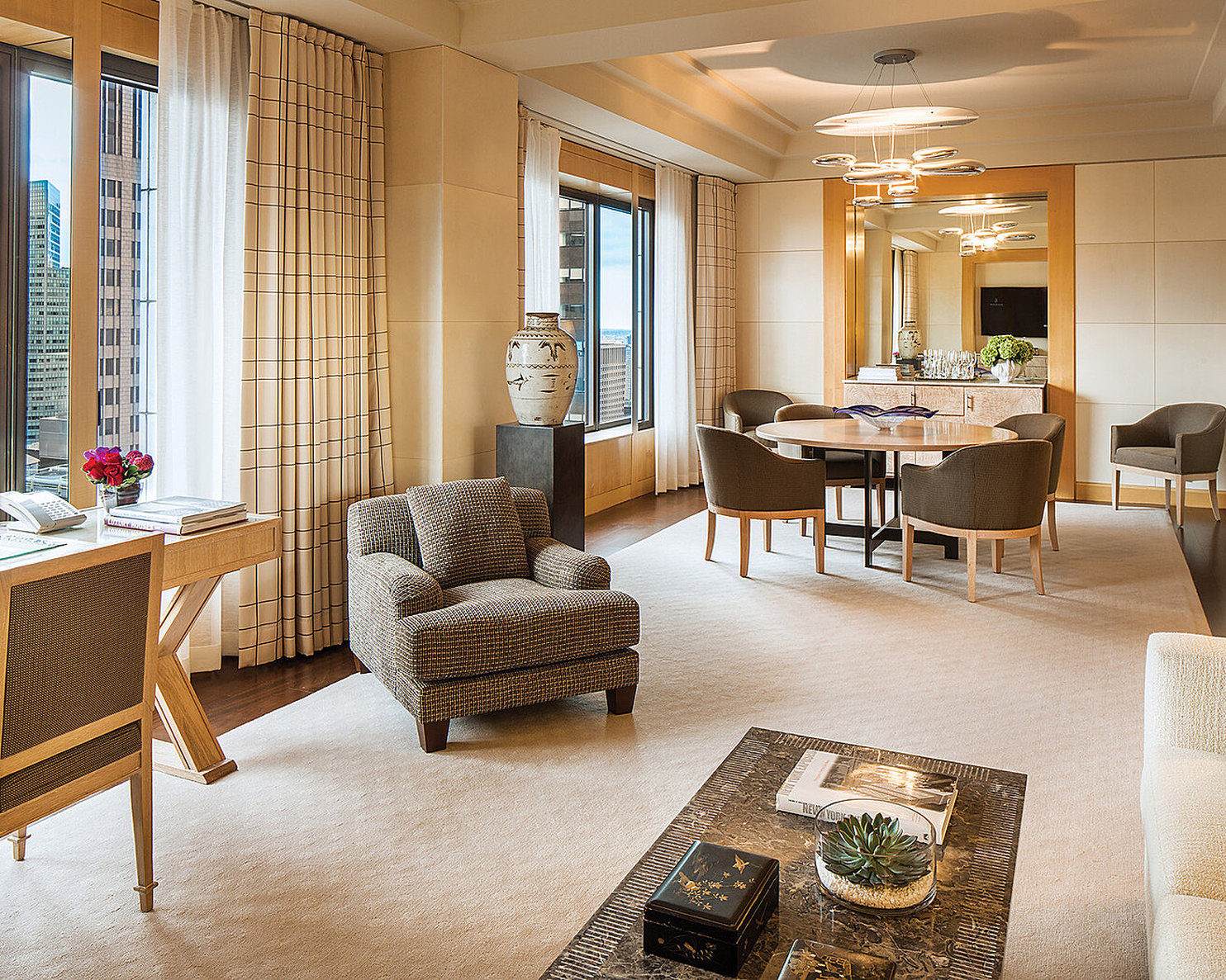 Four Seasons Hotel New York 11/22