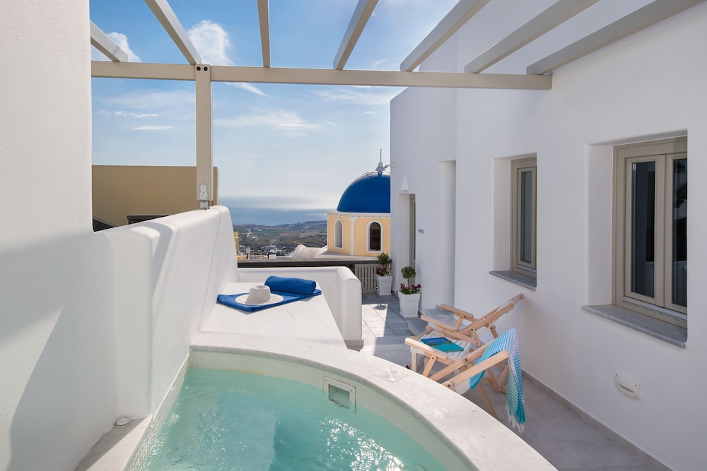 Altemar Suites 10/29