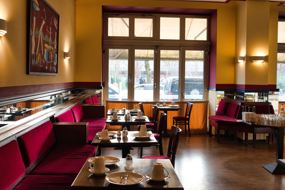 ART-HOTEL CHARLOTTENBURGER HOF 38/50