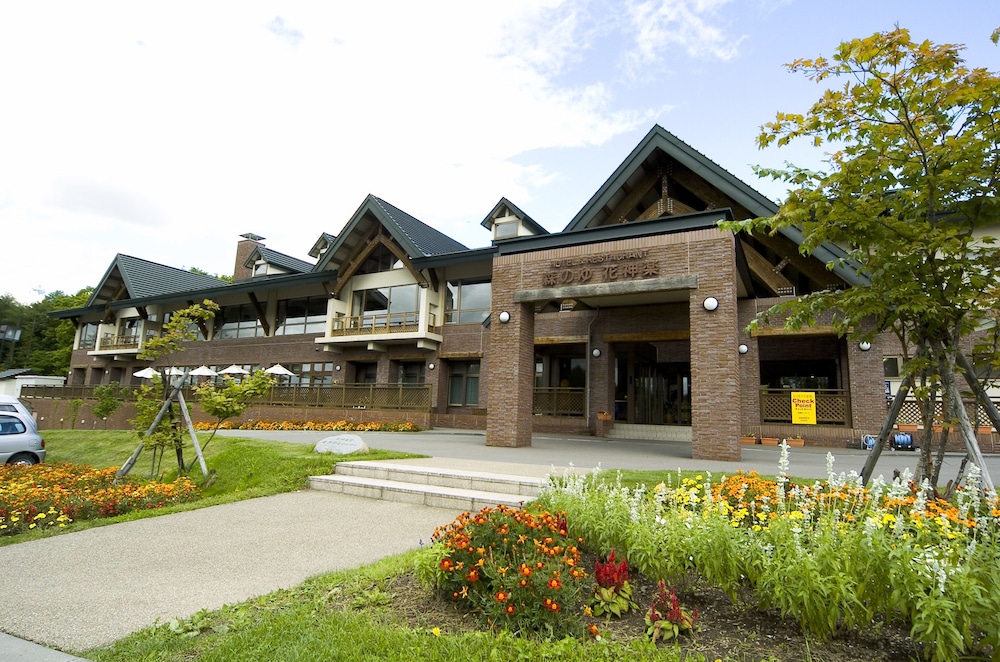 Hanakagura 3/50
