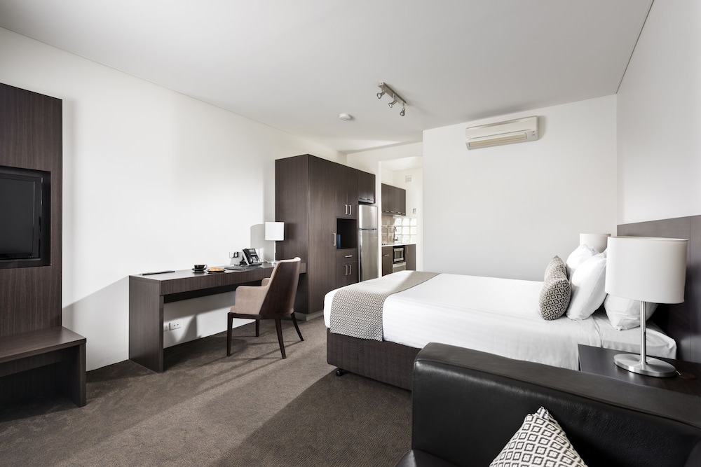 Pier 21 Apartment Hotel 15/60